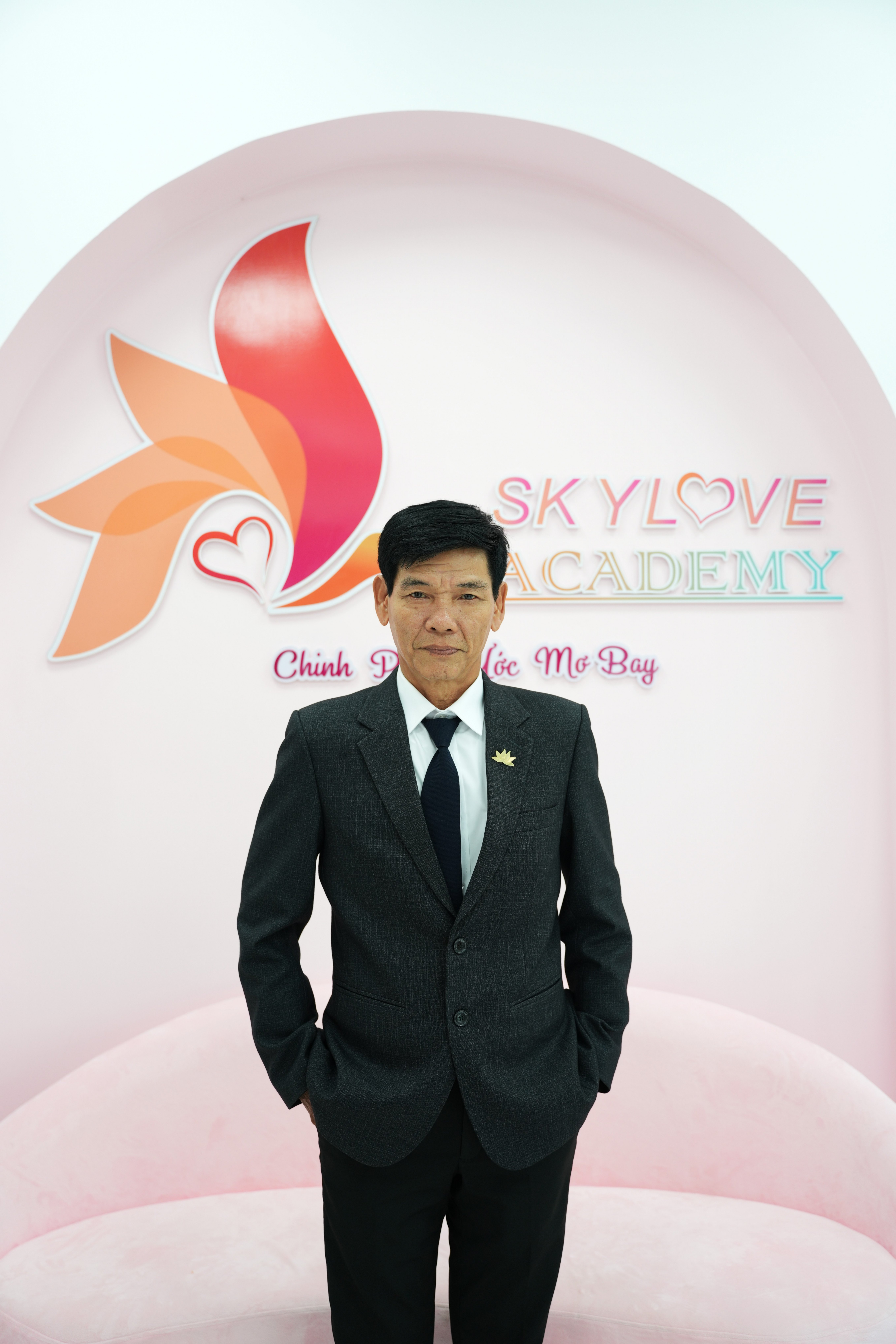 https://hocvienskylove.com/wp-content/themes/hocvienskylove/uploads/images/thanh-vien--1550584017.png